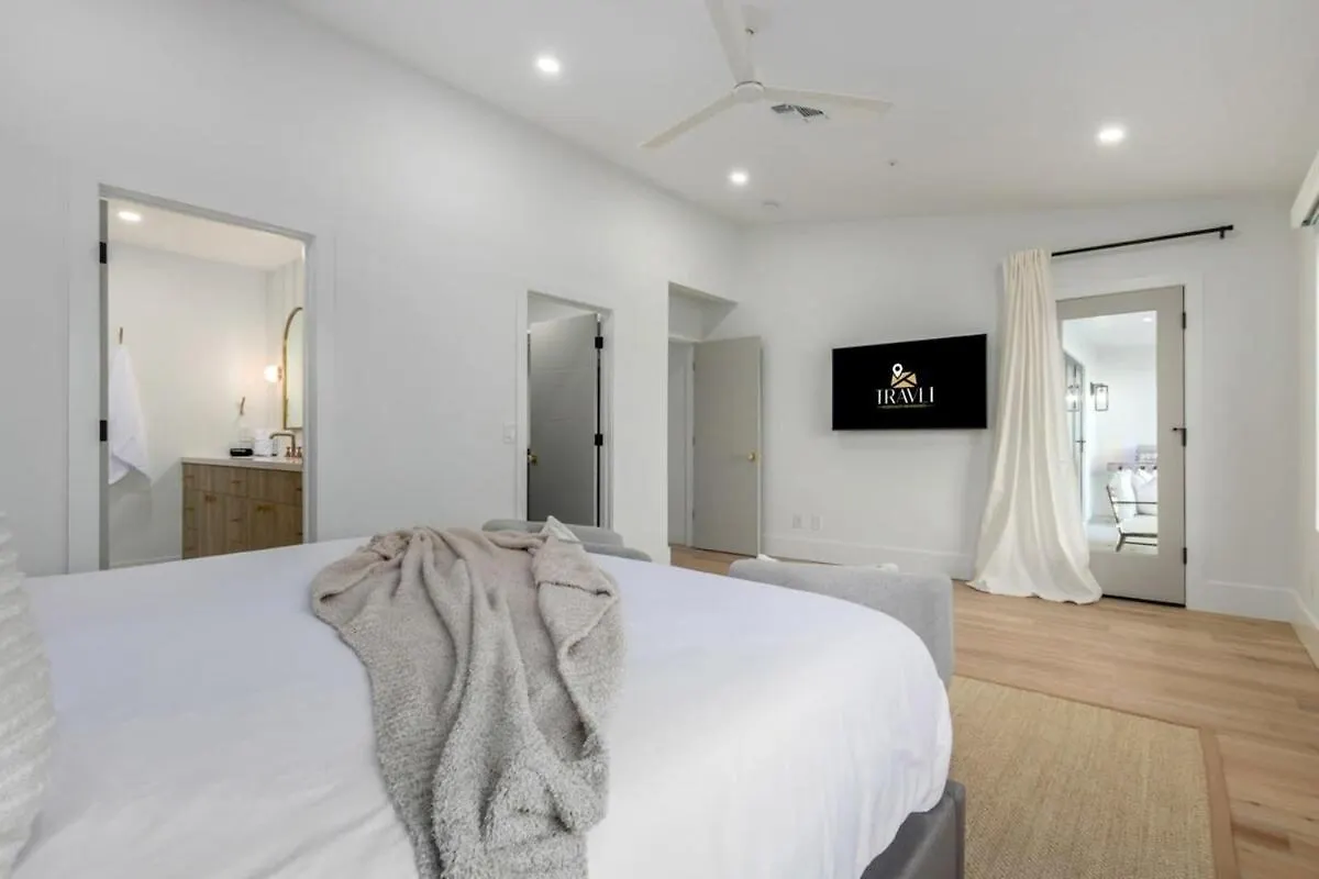 Lux Family Retreat-Free Htd Pool-3 En-Suites سكوتسدايل بيت للعطل
